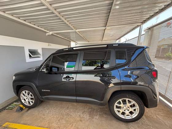 JEEP RENEGADE 1.8 16V FLEX SPORT 4P AUTOMÁTICO JEEP RENEGADE 1.8 16V FLEX SPORT 4P AUTOMÁTICO